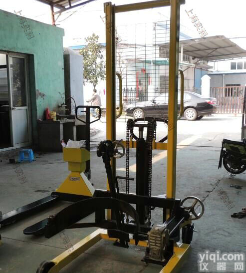 <em>油桶</em>翻转车<em>电子秤</em>,圆桶倒桶<em>搬运车</em>电子称