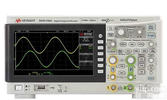 DSOX1102A <em>示波器</em>：70/100 <em>MHz</em>，2 个模拟通道