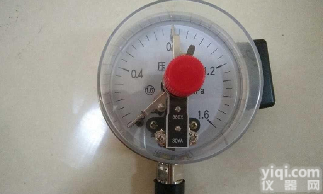 供应电<em>接点</em><em>压力表</em>YX-<em>100</em>电<em>接点</em><em>压力表</em>   1.6级 <em>100</em>mm