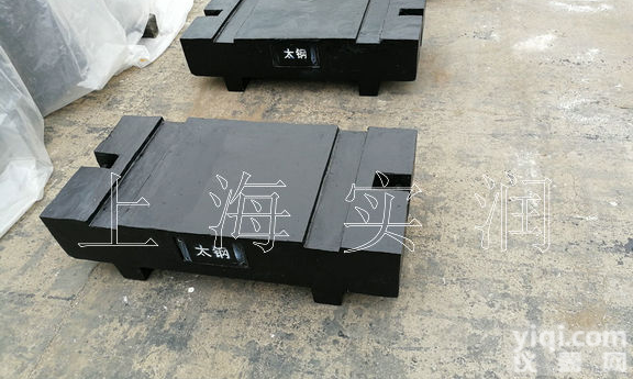 1000千克<em>铸铁</em>标准<em>砝码</em>(m2<em>级标准</em><em>砝码</em>)