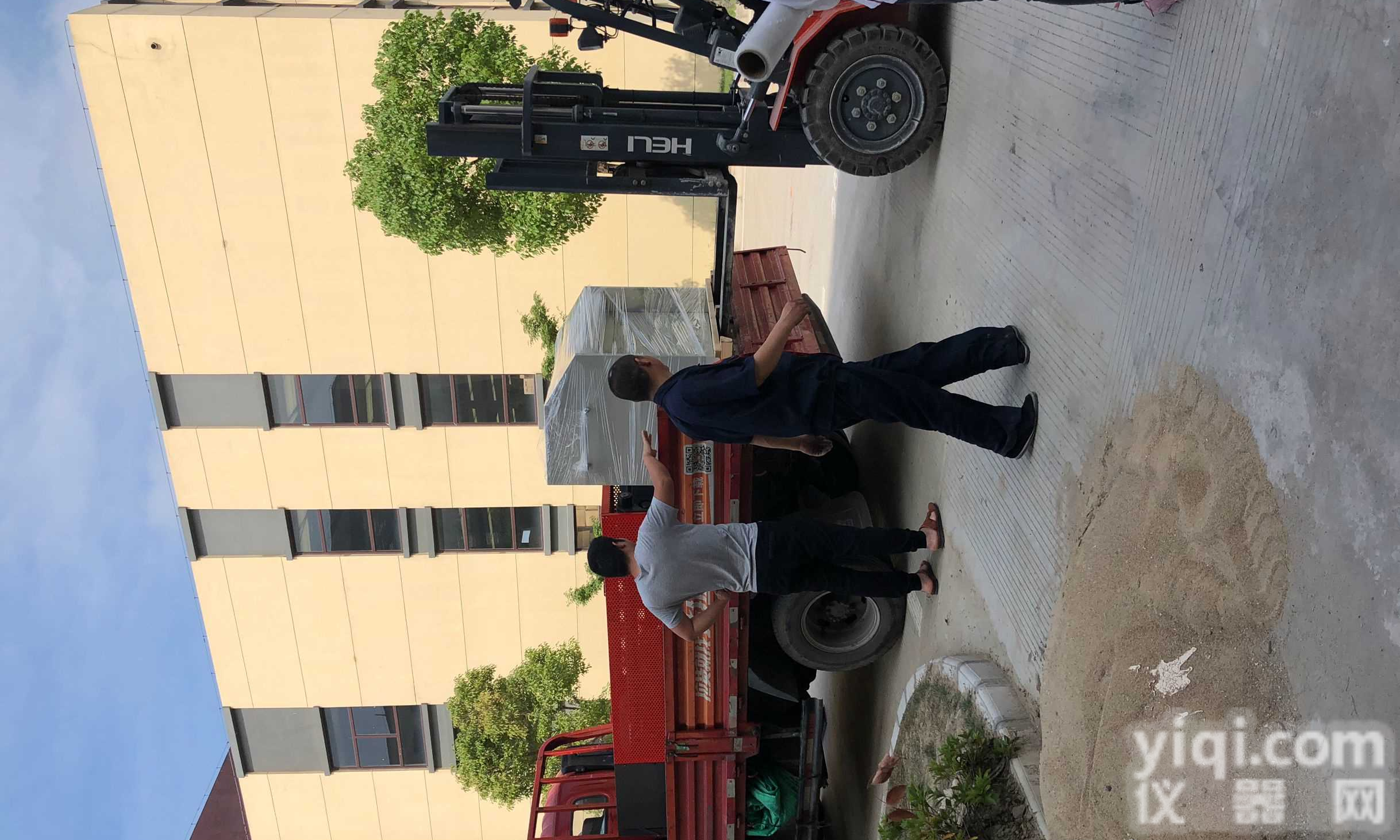 <em>天津</em><em>镀锌</em>绳扣钢丝绳卡扣抗拉强度试验机