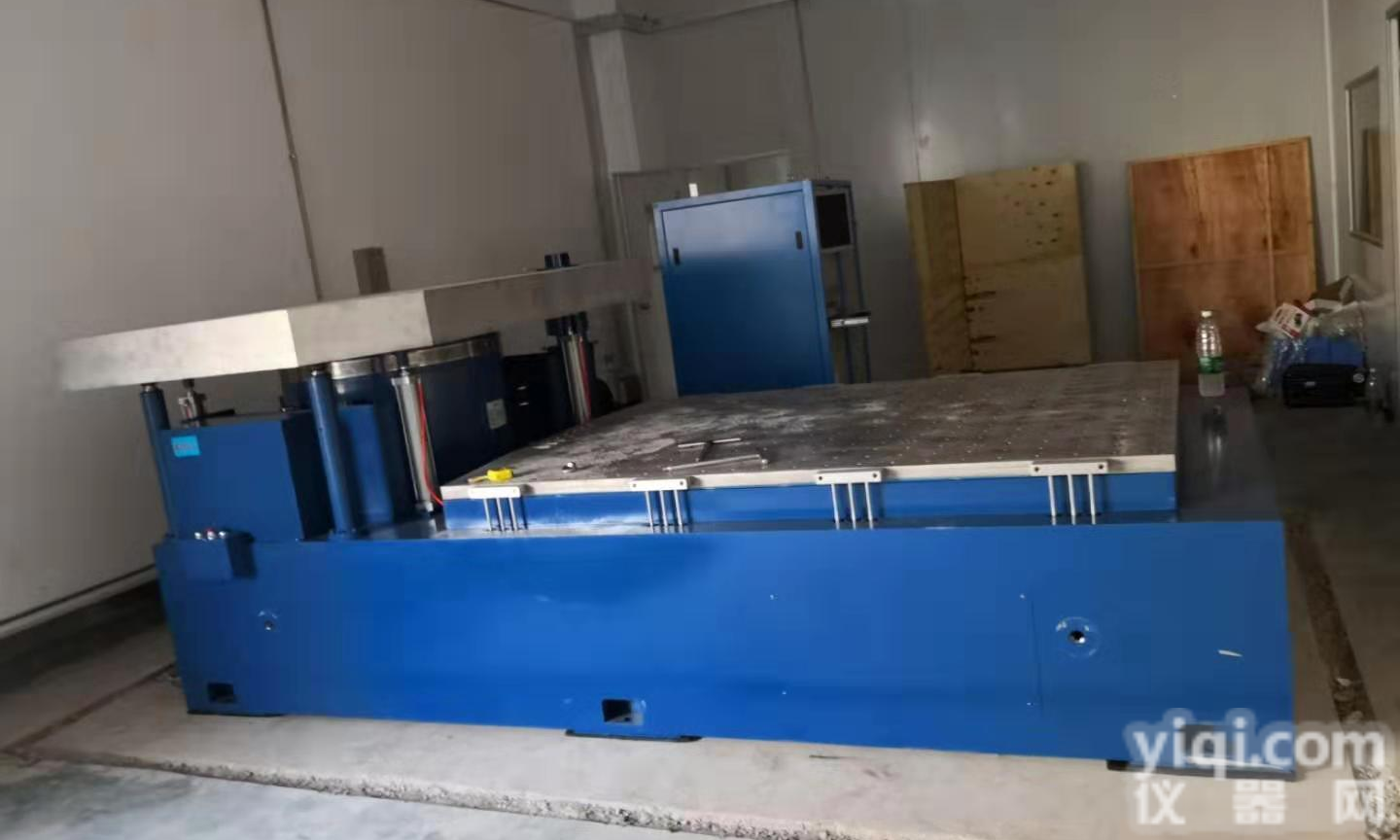 <em>金鼎</em><em>赛斯</em>电动振动试验台  85吨120mm位移水冷式振动台