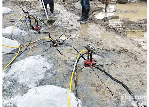 <em>液压</em><em>劈裂</em>机价格/<em>哪里</em>有卖<em>劈裂</em>机的