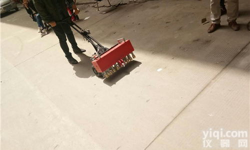 南康公路地面凿毛<em>行走式</em>凿毛机今日热点