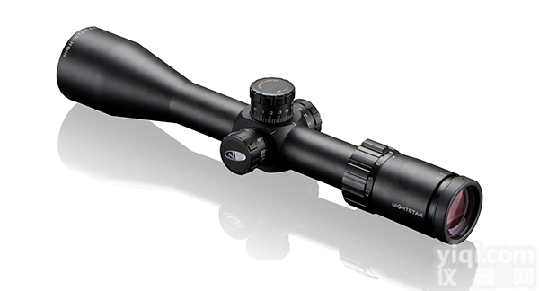 供应<em>黑夜</em><em>之星</em>供应高清前置瞄4.5-18x50