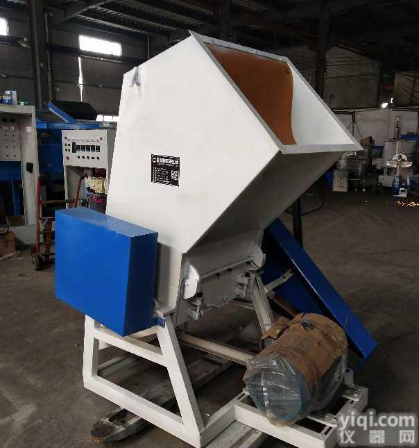山东废旧塑料<em>粉碎机</em>档次高，<em>临沂</em>废塑料<em>粉碎机</em>厂家生产