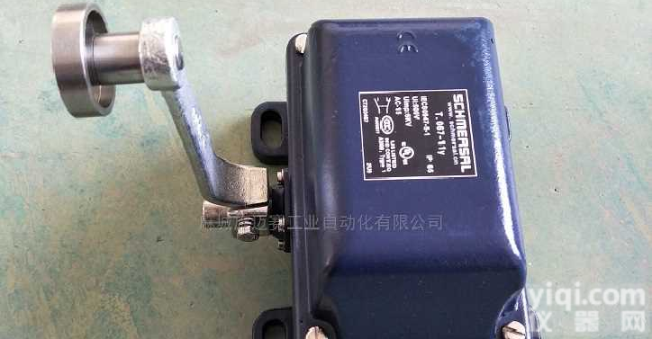 供应<em>限位开关</em>T2A067-01/01Y-<em>2512</em>-4（精度高）