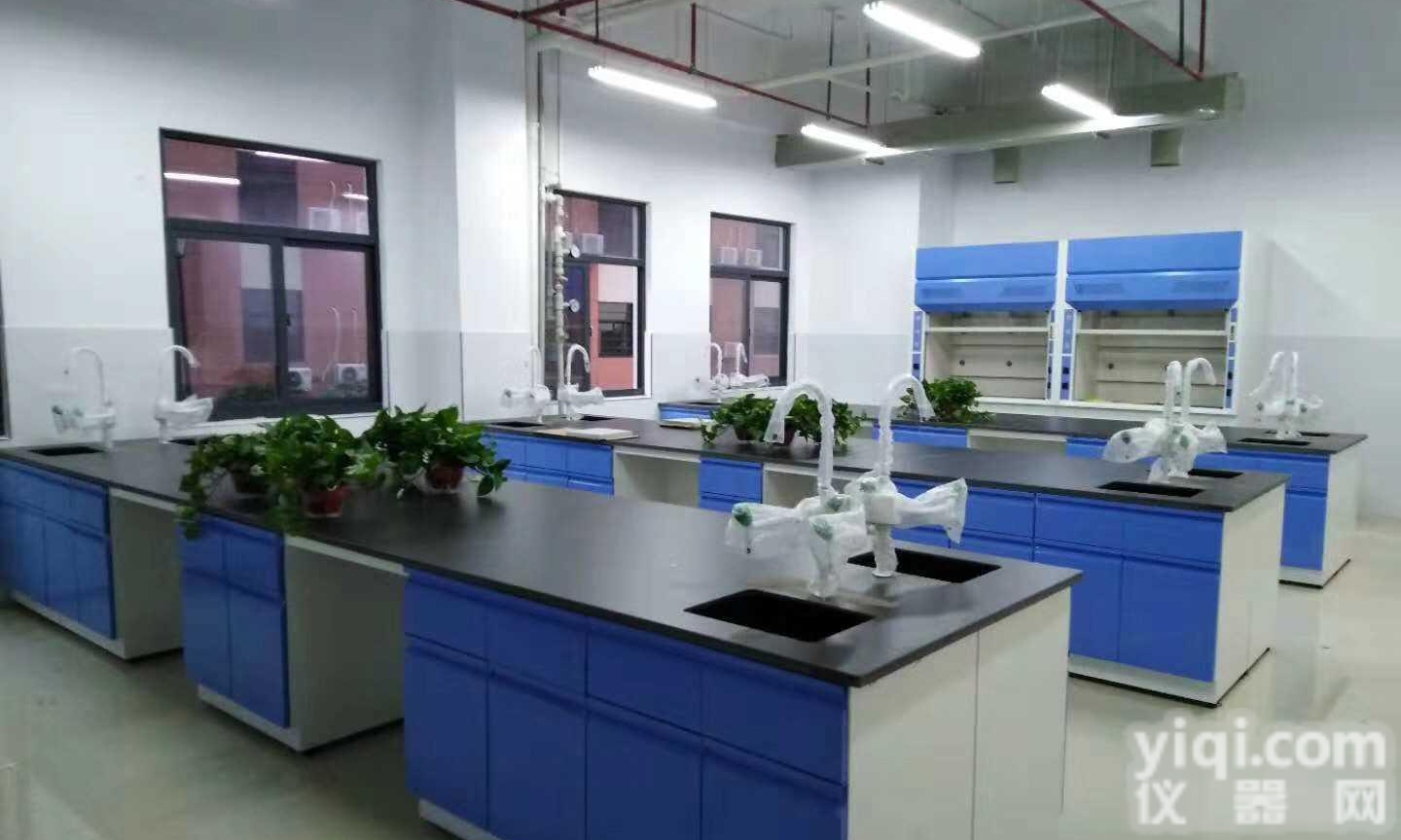 苏州<em>实验台</em>生产厂家<em>通风柜</em>苏州弘昱苏州钢木试验台钢木水槽台试验边<em>通风柜</em>