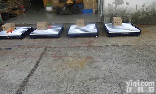 面包厂<em>定制</em>滚筒称   100<em>公斤</em>输送称<em>定制</em>