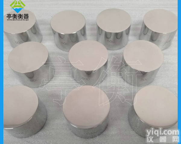 <em>圆饼</em>形<em>不锈钢</em><em>砝码</em>，饼状标准<em>砝码</em>