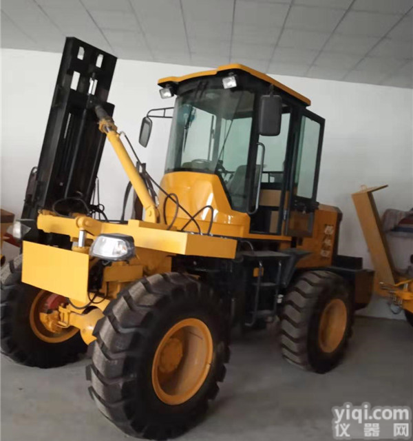 温岭高速<em>护栏</em><em>打桩机</em><em>护栏</em>钢管桩