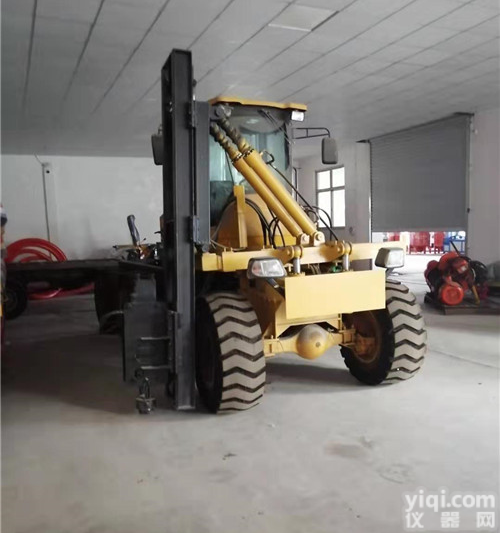 <em>丹江口</em>乡村道路护栏<em>打桩机</em>动态