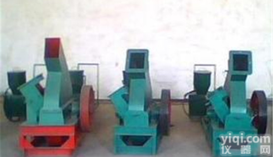 山东木材<em>削片机</em>原木方木不规则<em>木头</em>都可使用