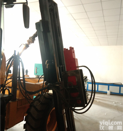 柳州方形<em>护栏</em>柱<em>打桩机</em>今日消息