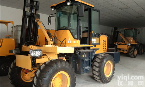 仁怀<em>防撞</em>护栏<em>打桩机</em>企业动态