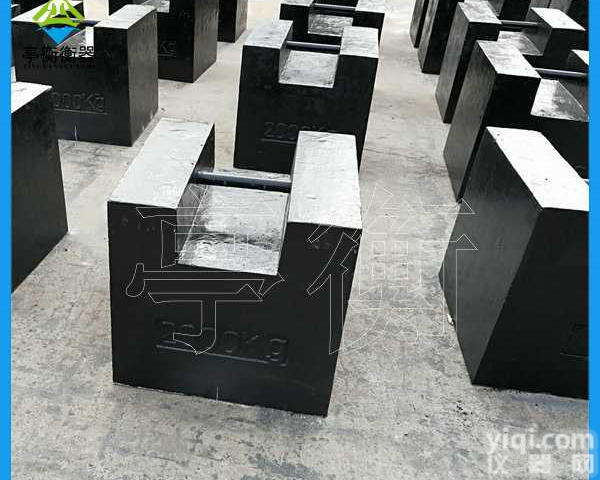 <em>铸铁</em>2T<em>标准</em>砝码，2000公斤生铁砝码