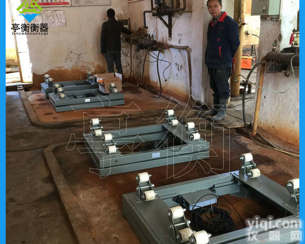 双层加强结构钢瓶称，<em>湖北</em>钢瓶秤<em>生产厂家</em>