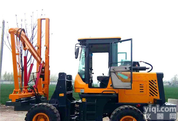 <em>商丘</em>圆桩护栏<em>打桩机</em>双碟刹新闻