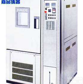 <em>标准型恒温恒湿试验机</em>