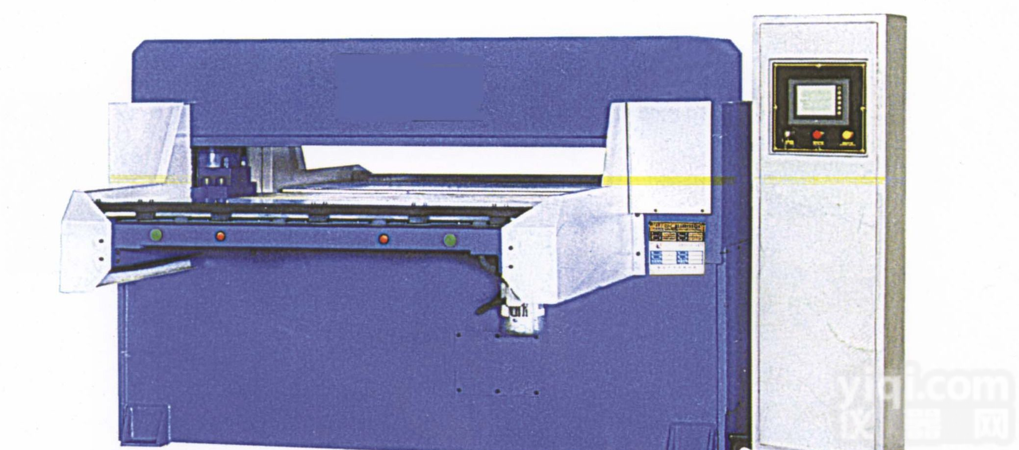 精密<em>四柱</em>自动平衡<em>液压</em><em>裁断机</em>