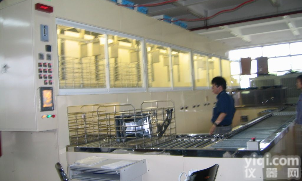 多<em>工位</em><em>清洗机</em>、烘干机、超声塑焊机、碳化水素洗净机