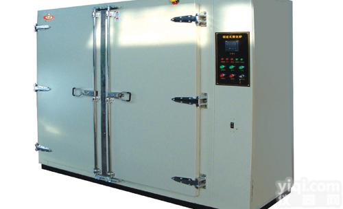 <em>辊道式固化炉</em>