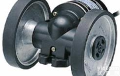 <em>长度传感器</em>