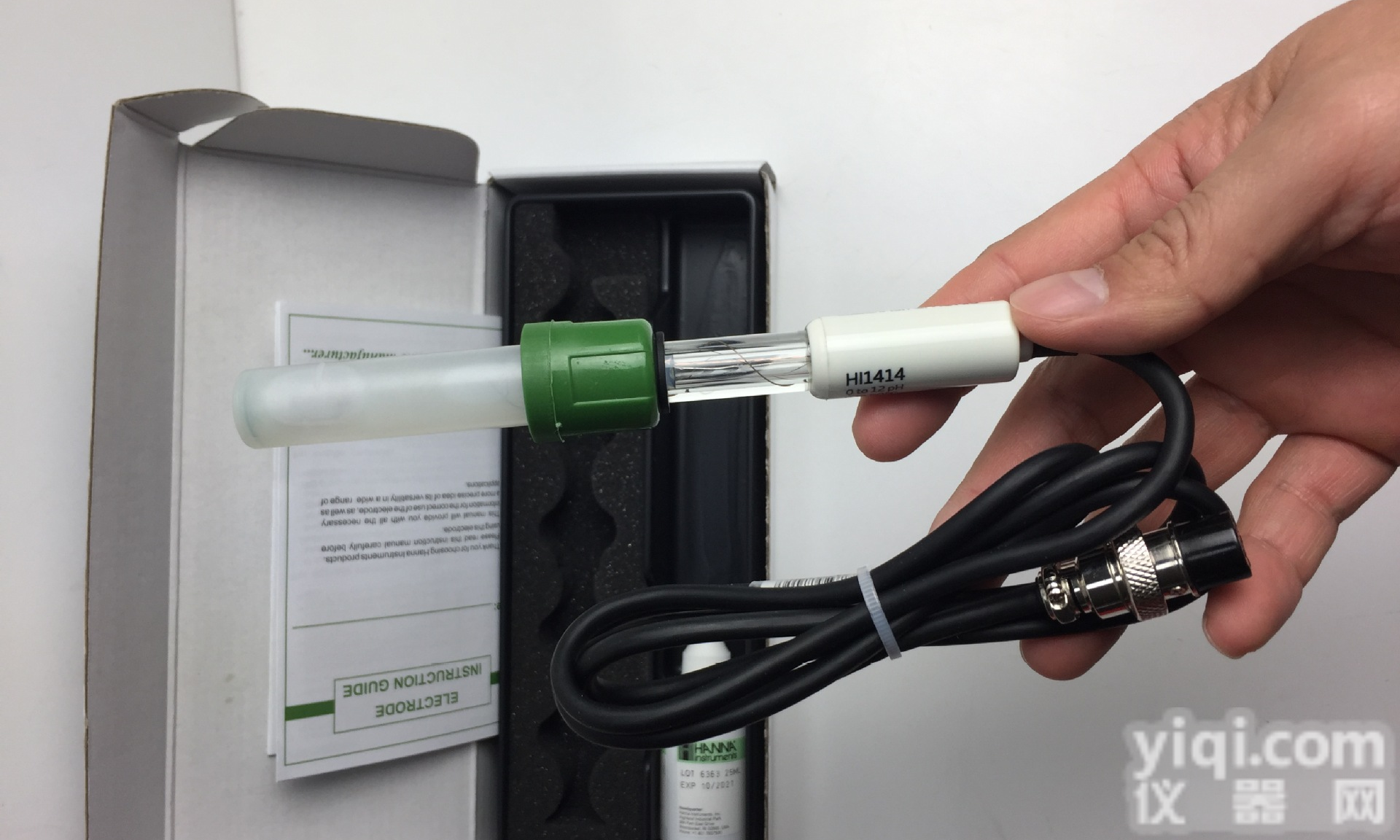 HI1414D/50内置温度传感器短颈平头玻璃复合<em>电极</em> 哈纳HANNA<em>专用</em>