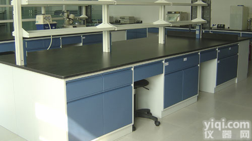 哈尔滨<em>实验台</em>厂家供应<em>优质</em><em>全钢</em><em>实验台</em>现货