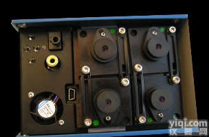 宽<em>波段</em>和窄<em>波段</em>组合的农业多<em>光谱</em>相机