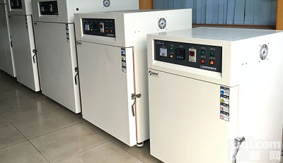 立式<em>精密烘箱</em>,<em>高温烘箱</em>,恒温烘箱,高温烤箱