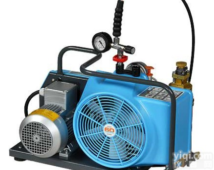 <em>进口宝华JUNIORⅡ空气压缩机100L标准输出</em>