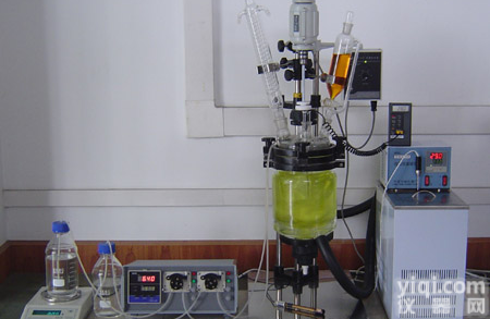 自动控制三恒合成玻璃<em>反应釜</em>(智能控制<em>恒温</em>、恒pH、<em>恒速</em>搅拌)