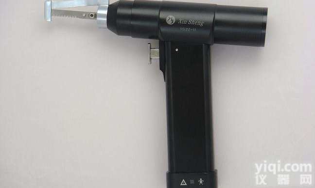 <em>医用</em><em>胸骨</em>锯