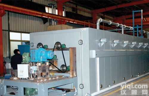 小型箱式<em>台车</em><em>固化</em>炉