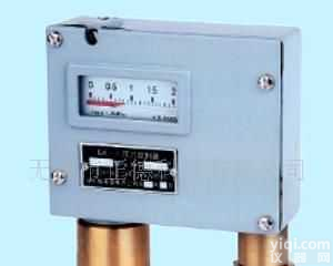 <em>EK-1  压力控制器</em>