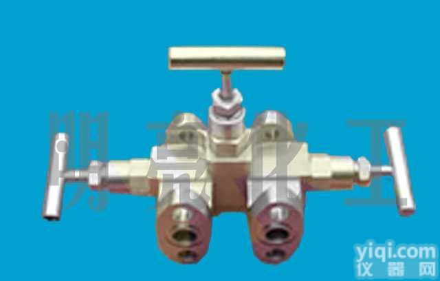 <em>SF3-1型三阀组</em>