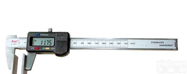 <em>112</em>-<em>801</em>  宽量面数显卡尺