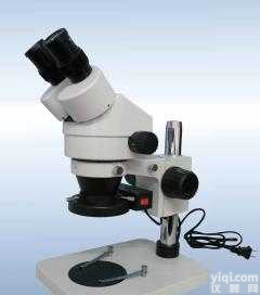 无限远色差校正光学系统\铰链式双目镜组\内倾式内定位四孔转换器\进口三角导轨\双片夹结构\非球面照明  <em>显微镜</em>价格\浙江<em>杭州</em>生物<em>显微镜</em>\解剖（<em>体视</em>）<em>显微镜</em>\厂家直销\服务热线：13949018986王亮