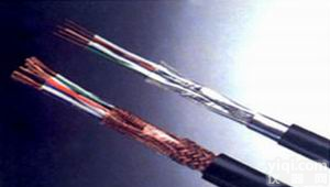 计算机<em>阻燃</em><em>屏蔽电缆</em>  计算机<em>阻燃</em><em>屏蔽电缆</em>