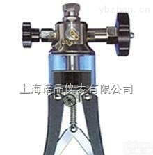 <em>压力发生装置</em>  <em>压力发生装置</em>