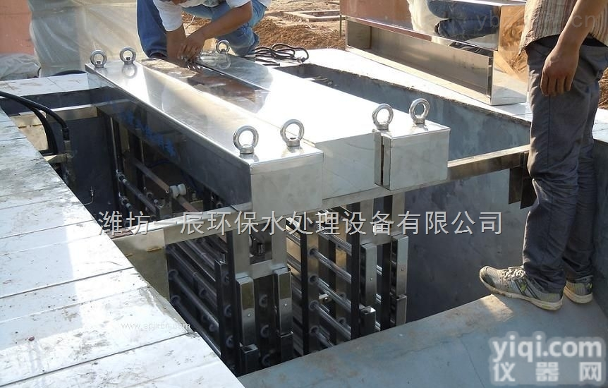 贵州/贵阳紫外线消毒器厂家/明渠式紫外线消毒器/管道式紫外线消毒器/紫外线消毒柜