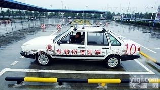 <em>驾校</em><em>科目</em>二北斗GPS小型车驾考系统