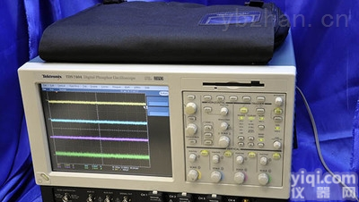 Tektronix <em>TDS7404</em>  供应Tektronix <em>TDS7404</em> 美国<em>泰克</em>数字荧光示波器