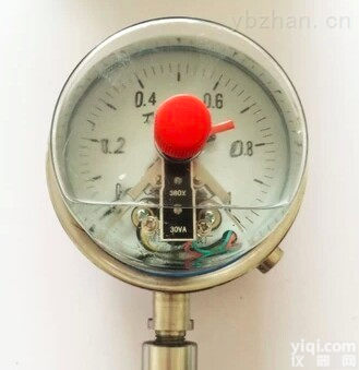 <em>卡箍式</em><em>耐震</em>电接点压力表