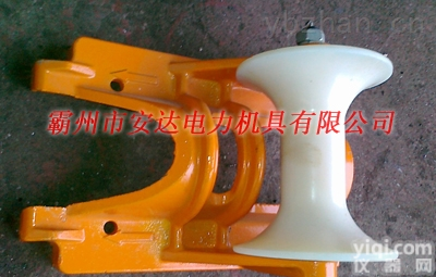 电缆<em>直线</em>滑车<em>齐全</em>  电缆<em>直线</em>滑车 尼龙轮瓦楞式滑车