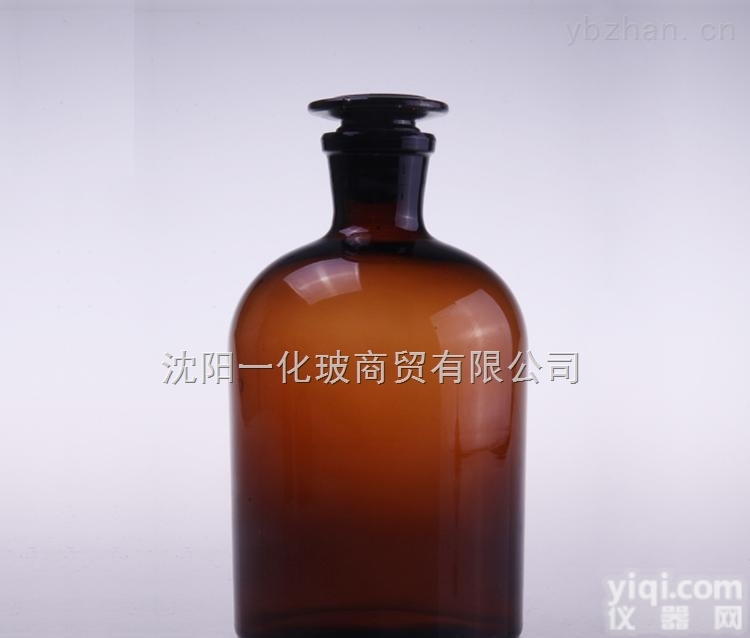 蜀牛  2500ml <em>茶色</em>细口瓶_<em>沈阳</em><em>玻璃仪器</em>