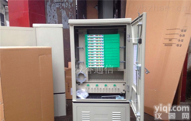 <em>无跳接576芯光缆交接箱</em>