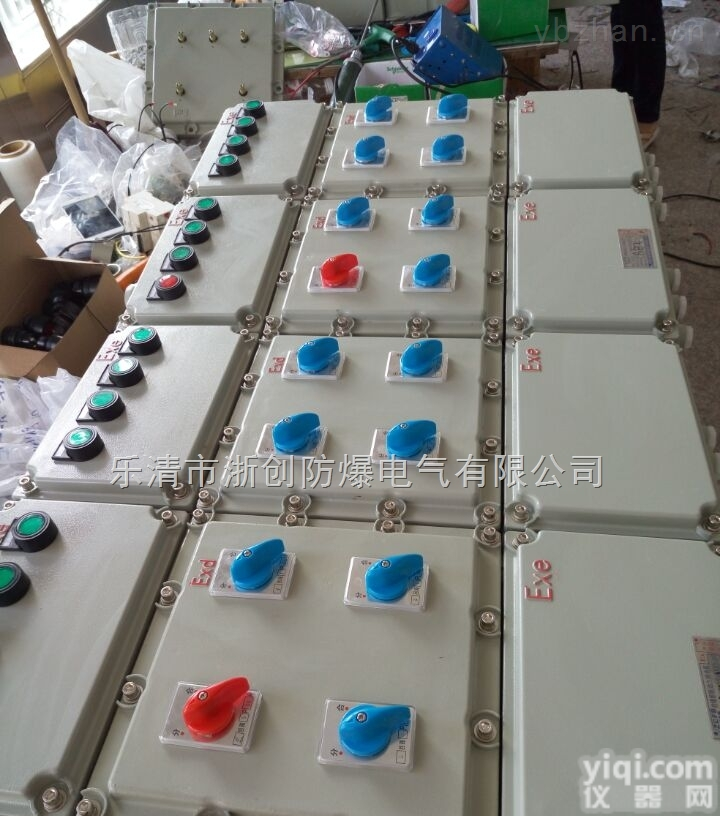 <em>挂壁式</em>BXM（D）51-100<em>防爆</em>照明（动力）配电箱