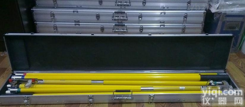 <em>可伸缩式高空测试钳</em>